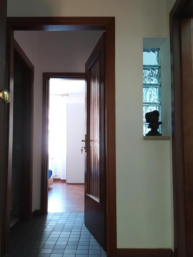 Stanza Con Bagno Ed Accesso Privati Hotel Trieste Luaran gambar